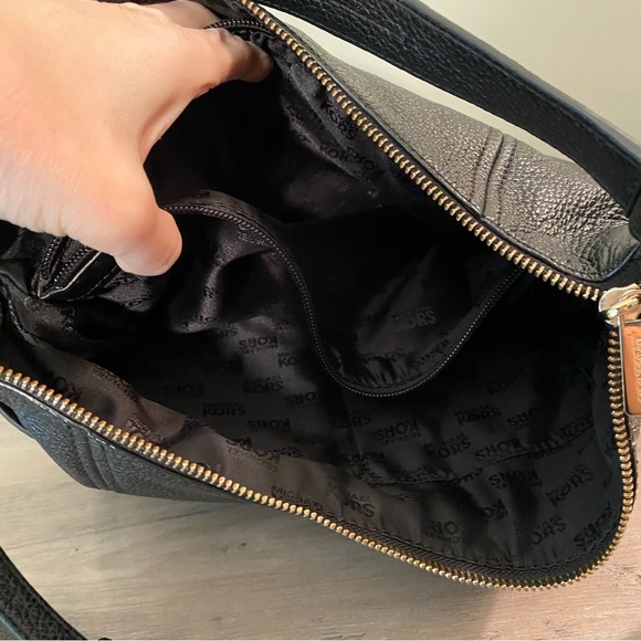 Michael Kors Black Pebbled Leather Large Crossbody Convertible Shoulder Bag - Picture 5 of 15